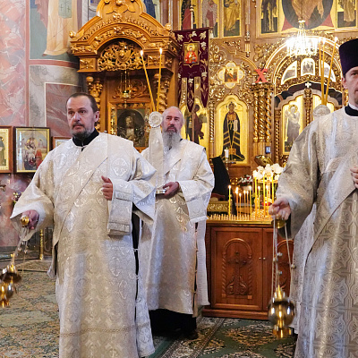 Митрополит Георгий совершил богослужения в Свято-Троицком Серафимо-Дивеевском монастыре