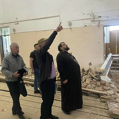 В селе Хмелевицы Шахунского округа прошла встреча благочинного с инициативной группой по вопросам возрождения святынь