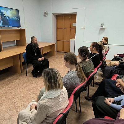 В семейном центре «Ковчег» Молитовского благочиния прошел киновечер, посвященный жизни и подвигу святого апостола Павла
