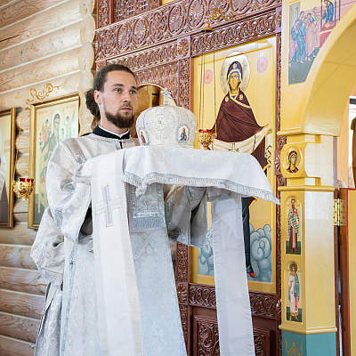 В праздник Вознесения Господня епископ Городецкий и Ветлужский Парамон совершил Божественную литургию в храме Вознесения Господня с. Зарубино