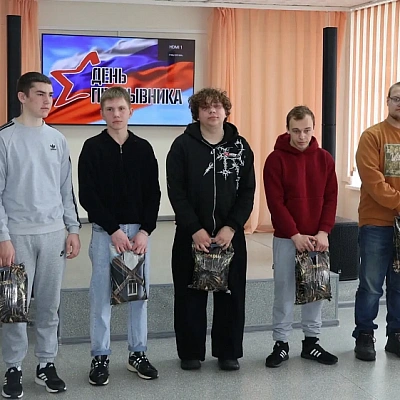Священник Ветлужско-Уренского благочиния обратился к призывникам поселка Тонкино