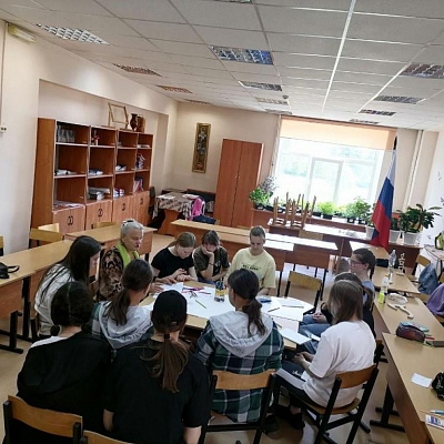 Тематические встречи с молодежью