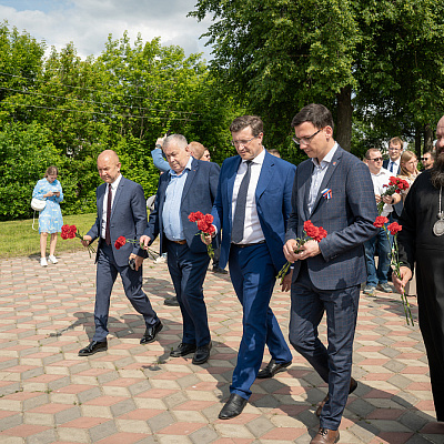 Епископ Городецкий и Ветлужский Парамон посетил открытие музея Городецкой росписи в Городце