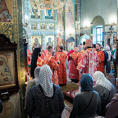 В Неделю 6-ю по Пасхе епископ Городецкий и Ветлужский Парамон совершил Божественную литургию в Городецком Феодоровском мужском монастыре