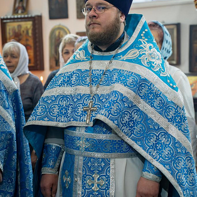 В праздник Иверской иконы Божией Матери епископ Городецкий и Ветлужский Парамон совершил Божественную литургию в храме Вознесения Господня р.п. Ковернино
