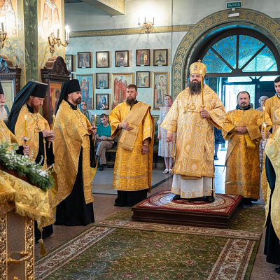 В канун дня памяти славных и всехвальных первоверховных апостолов Петра и Павла епископ Городецкий и Ветлужский Парамон совершил Всенощное бдение в Городецком Феодоровском мужском монастыре
