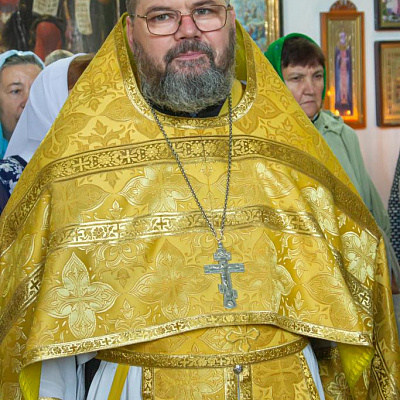 В Неделю 15-ю по Пятидесятнице епископ Городецкий и Ветлужский Парамон совершил Божественную Литургию в храме Вознесения Господня р.п. Ковернино