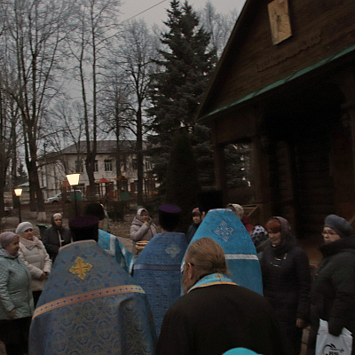 В рабочем поселке Варнавино состоялась торжественная встреча ковчега с частицей Ризы Пресвятой Богородицы