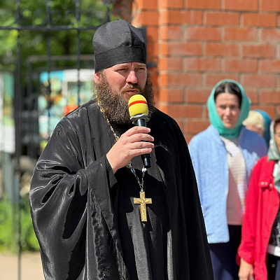 На территории Собора Воскресения Словущего в р.п. Воскресенское состоялись Троичные гуляния