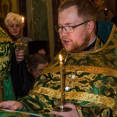 Епископ Городецкий и Ветлужский Августин совершил Всенощное бдение накануне торжеств в честь святого Александра Невского в Городецком Феодоровском мужском монастыре