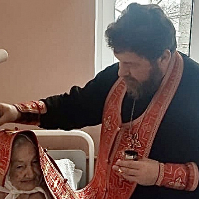 Клирик Нижегородского благочиния посетил пациентов больницы № 34 в Нижнем Новгороде