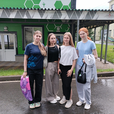 Молодежь Нагорного благочиния подготовила подарки для находящихся на лечении в госпитале военнослужащих