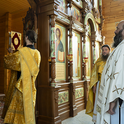 Епископ Городецкий и Ветлужский Парамон совершил Божественную литургию в храме святителя Николая Чудотворца в Городце