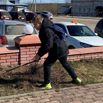 ПО СЛЕДАМ ТИМУРОВЦЕВ