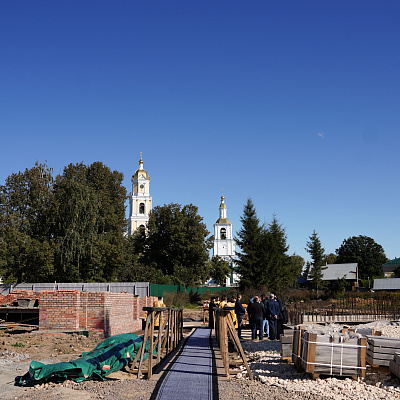 Глава Нижегородской митрополии совершил молебен на месте возведения Святых врат Серафимо-Дивеевского монастыря