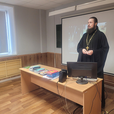Представители Нижегородской епархии провели в колледжах духовно-просветительские беседы