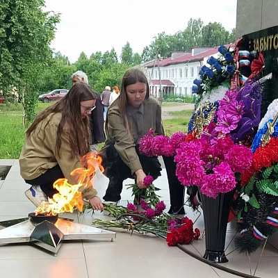 Настоятель храма в честь Казанской иконы Божией Матери с. Роженцово принял участие в митинге, посвященном Дню памяти и скорби