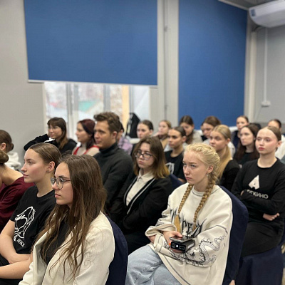 Благочинный Борского округа провел миссионерскую встречу в Нижегородском областном колледже культуры