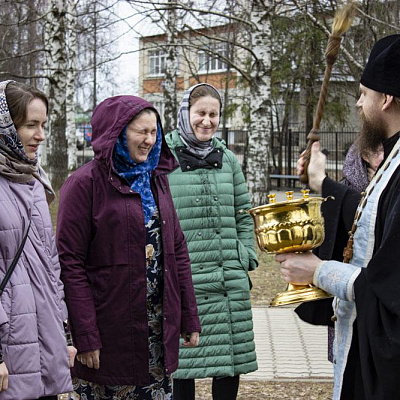 Крестные ходы вокруг населенных пунктов, входящих в каноническую территорию храмов, прошли в Городецкой епархии 