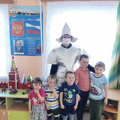 Проект Городецкой епархии «Уроки мужества “Живи как Невский”» в Шарангском благочинии