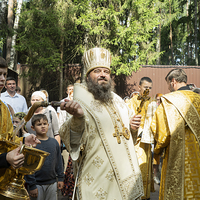 В престольный праздник епископ Городецкий и Ветлужский Парамон совершил Божественную литургию в храме святителя Николая Чудотворца д. Б. Суходол
