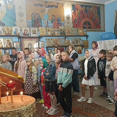 Экскурсия для школьников в храме Рождества Пресвятой Богородицы села Хохлома Ковернинского округа