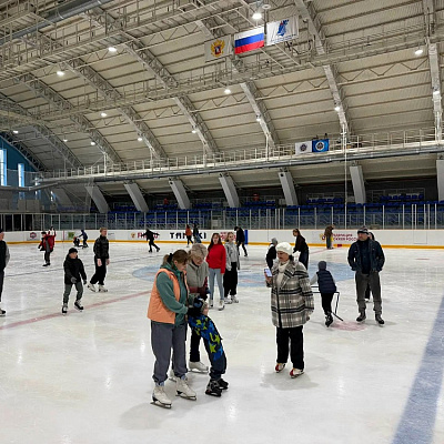В День многодетной семьи Нижегородской области священник поздравил многодетные семьи города Заволжье