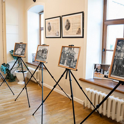В Городецком Феодоровском мужском монастыре прошло открытие фотовыставки, посвященной 200-летию Кафедрального собора г. Городца