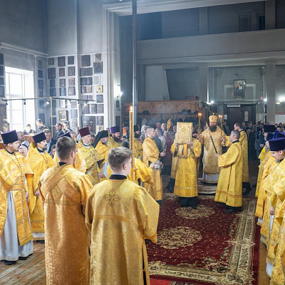 Епископ Городецкий и Ветлужский Парамон совершил Божественную литургию в соборе Воскресения Словущего р.п. Воскресенское