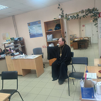 Помощник благочинного Московского округа посетил районный филиал ГУФСИН
