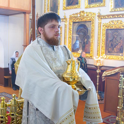 В Неделю 23-ю по Пятидесятнице епископ Городецкий и Ветлужский Парамон совершил Божественную литургию в храме Спаса Нерукотворного Образа г. Городец