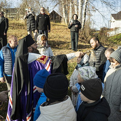 Епископ Городецкий и Ветлужский Парамон совершил освящение часовенного столба в д. Речная