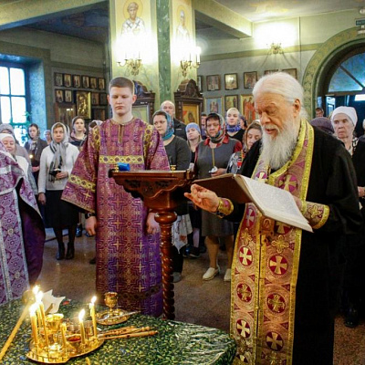 Епископ Городецкий и Ветлужский Августин совершил Таинство елеосвящения в кафедральном соборе Городца