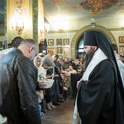 В Великую Субботу епископ Городецкий и Ветлужский Парамон совершил Божественную литургию в Городецком Феодоровском мужском монастыре