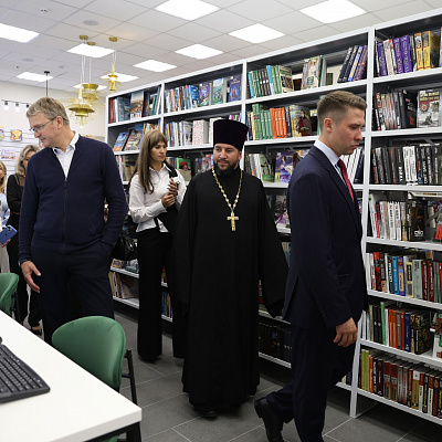 Помощник благочинного Молитовского округа принял участие в открытии обновленной модельной библиотеки имени П. П. Бажова