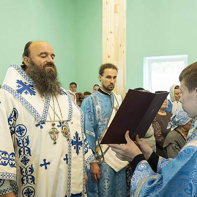Епископ Городецкий и Ветлужский Парамон совершил малое освящение храма Успения Божией Матери в г. Заволжье