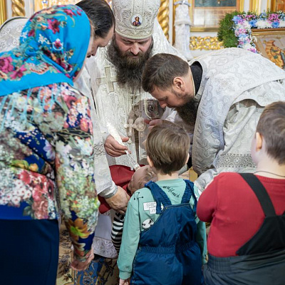 В Крещенский сочельник епископ Городецкий и Ветлужский Парамон совершил Божественную литургию в Городецком кафедральном соборе Покрова Пресвятой Богородицы