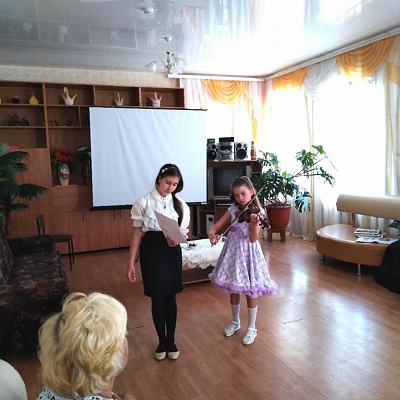 Дети из села Светлое провели концертную программу для пенсионеров Семеновского благочиния