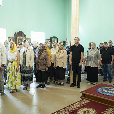 Епископ Городецкий и Ветлужский Парамон совершил малое освящение храма Успения Божией Матери в г. Заволжье