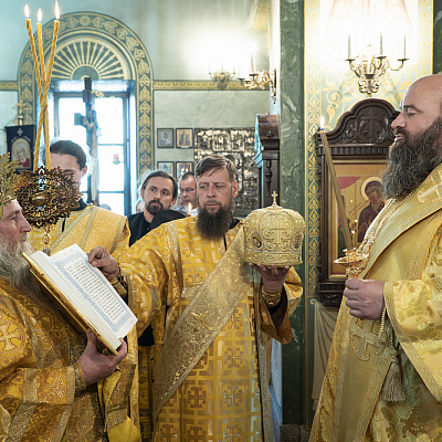 В канун Недели 3-й по Пятидесятнице епископ Городецкий и Ветлужский Парамон совершил Всенощное бдение в Городецком Феодоровском мужском монастыре