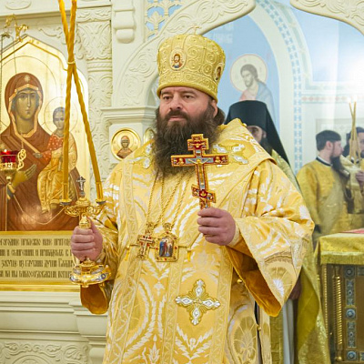 16 сентября 2023 года епископ Городецкий и Ветлужский Парамон совершил Божественную литургию в Архиерейском подворье Собора Святой Живоначальной Троицы с. Белбаж