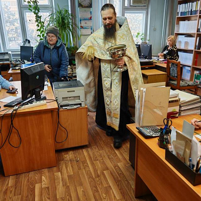 Помощник благочинного Автозаводского округа освятил здание подразделения вневедомственной охраны Росгвардии