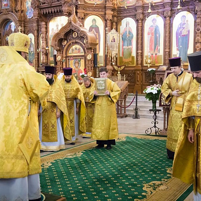 В день памяти праведных Богоотец Иоакима и Анны епископ Городецкий и Ветлужский Парамон совершил Божественную литургию в Александро-Невском кафедральном соборе
