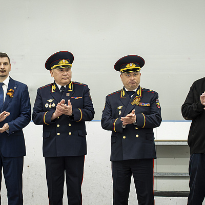 Епископ Городецкий и Ветлужский Парамон посетил торжественное открытие турнира МВД России по хоккею с шайбой на территории спортивной базы «Море спорта» Городецкого муниципального округа