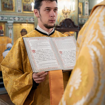 В Неделю 16-ю по Пятидесятнице епископ Городецкий и Ветлужский Парамон совершил Божественную литургию в Городецком Феодоровском мужском монастыре
