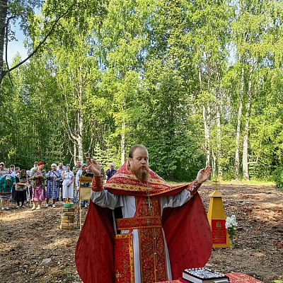 В Шахунском благочинии была совершена Божественная Литургия на месте разрушенного храма