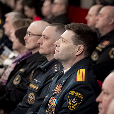 Руководитель военного отдела Нижегородской епархии поздравил сотрудников пожарной охраны с профессиональным праздником