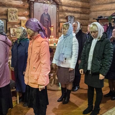 Епископ Городецкий и Ветлужский Августин совершил Божественную литургию в храме Веры, Надежды, Любови и матери их Софии в поселке Буревестник Городецкого района