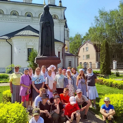 Пятиклассники Семеновской православной гимназии побывали в Городецком Феодоровском мужском монастыре