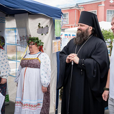 Епископ Городецкий и Ветлужский Парамон посетил торжественное мероприятие, посвященное 95-летию Краснобаковского муниципального округа